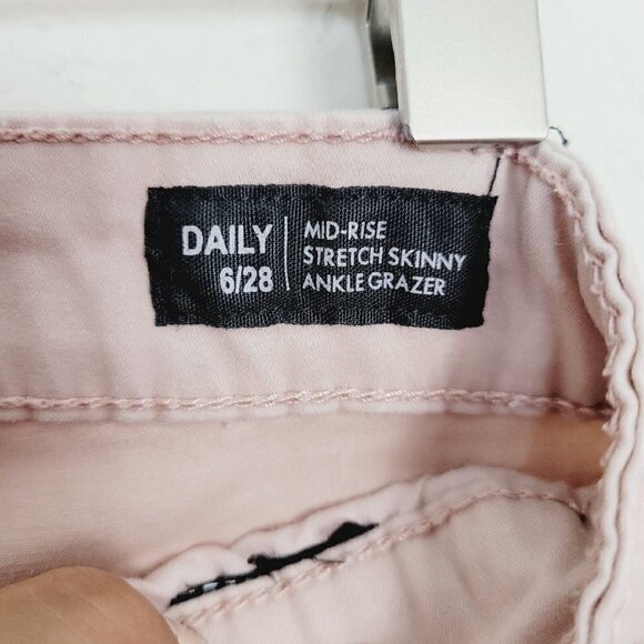 Buffalo David Bitton Sz 6 Daily Mid-Rise Stretch Skinny Ankle Grazer Jeans Nude - Picture 11 of 12